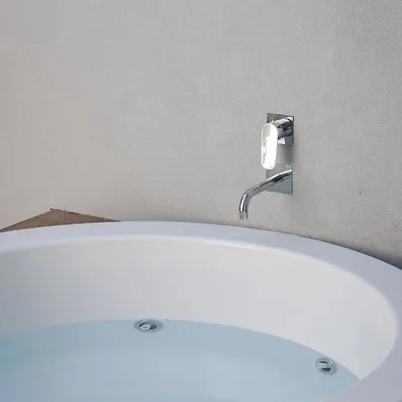 Sette Suites & Rooms - Adults Only Apartment