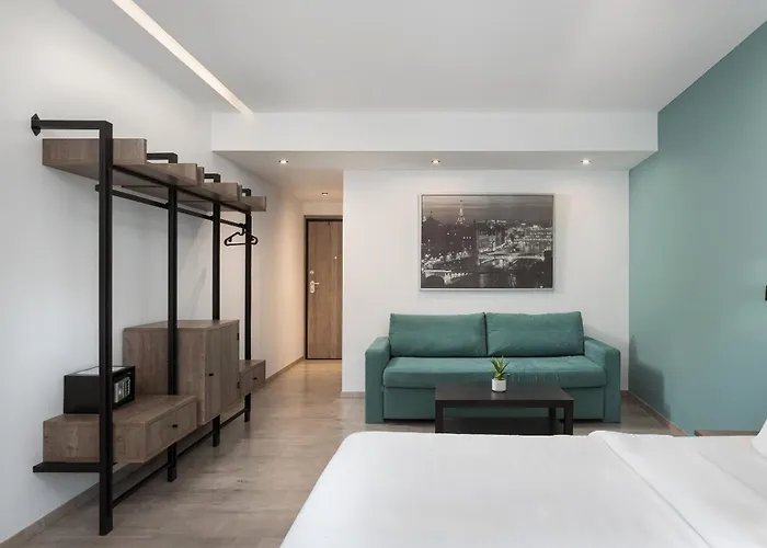 Sette & - Adults Only * غزيلوكاسترون